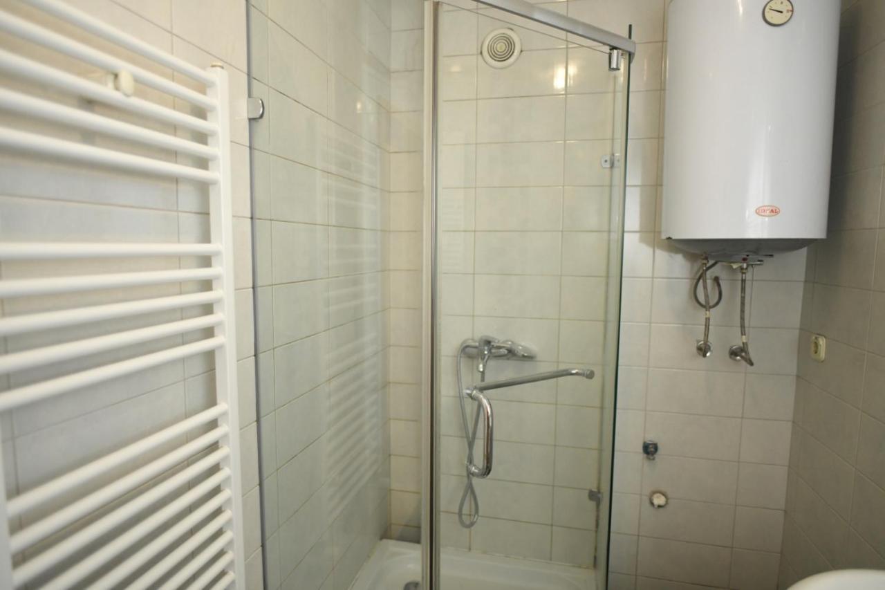 Elena Apartment Szkopje Kültér fotó