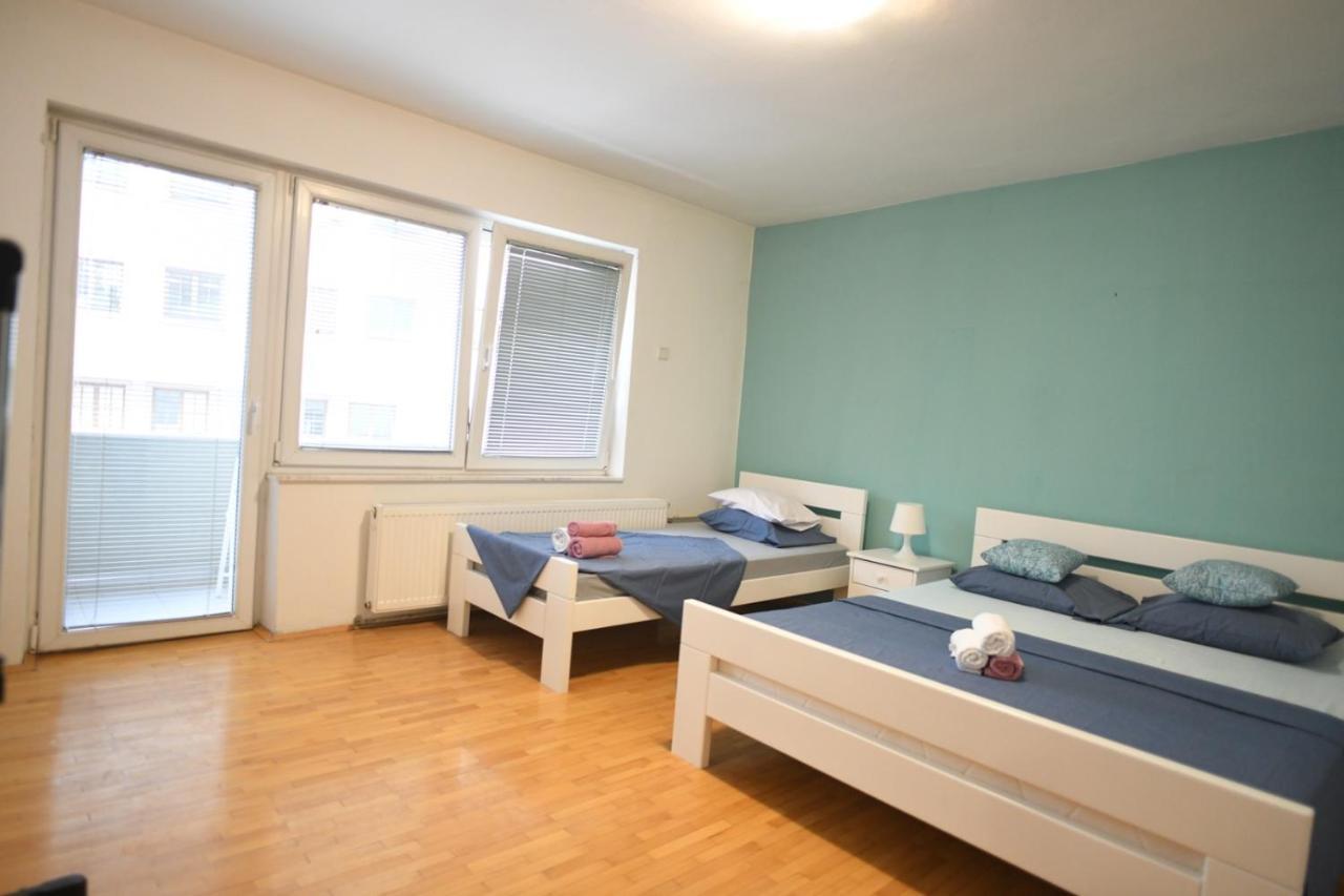 Elena Apartment Szkopje Kültér fotó